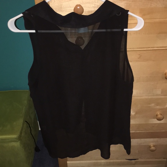 Button up tank top - Picture 2 of 2